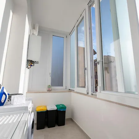 Ziche House * غالّيبولي